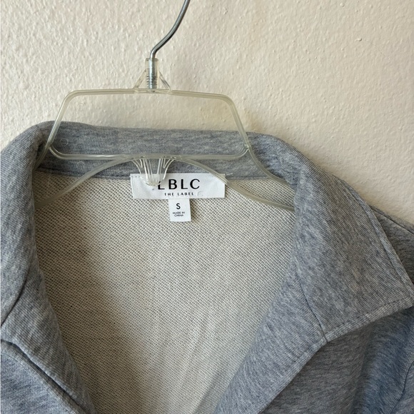 LBLC The Label Women's Tamara V-Neck Sweatshirt in Heather Grey Size S Lounge - Picture 3 of 7